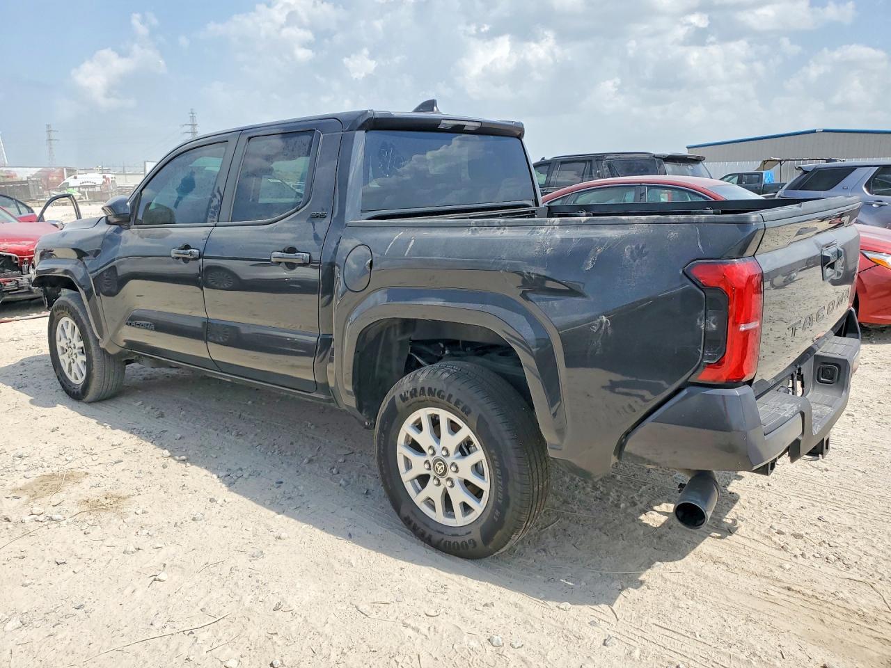 2025 Toyota Tacoma Sr5 - Фото 2
