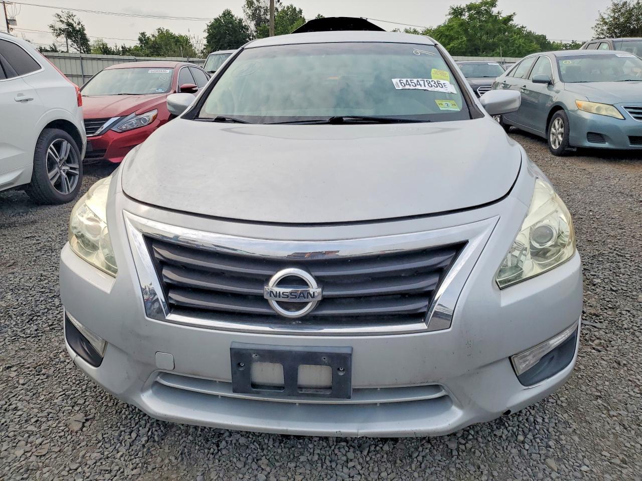 2013 Nissan Altima 2.5 - Image 5