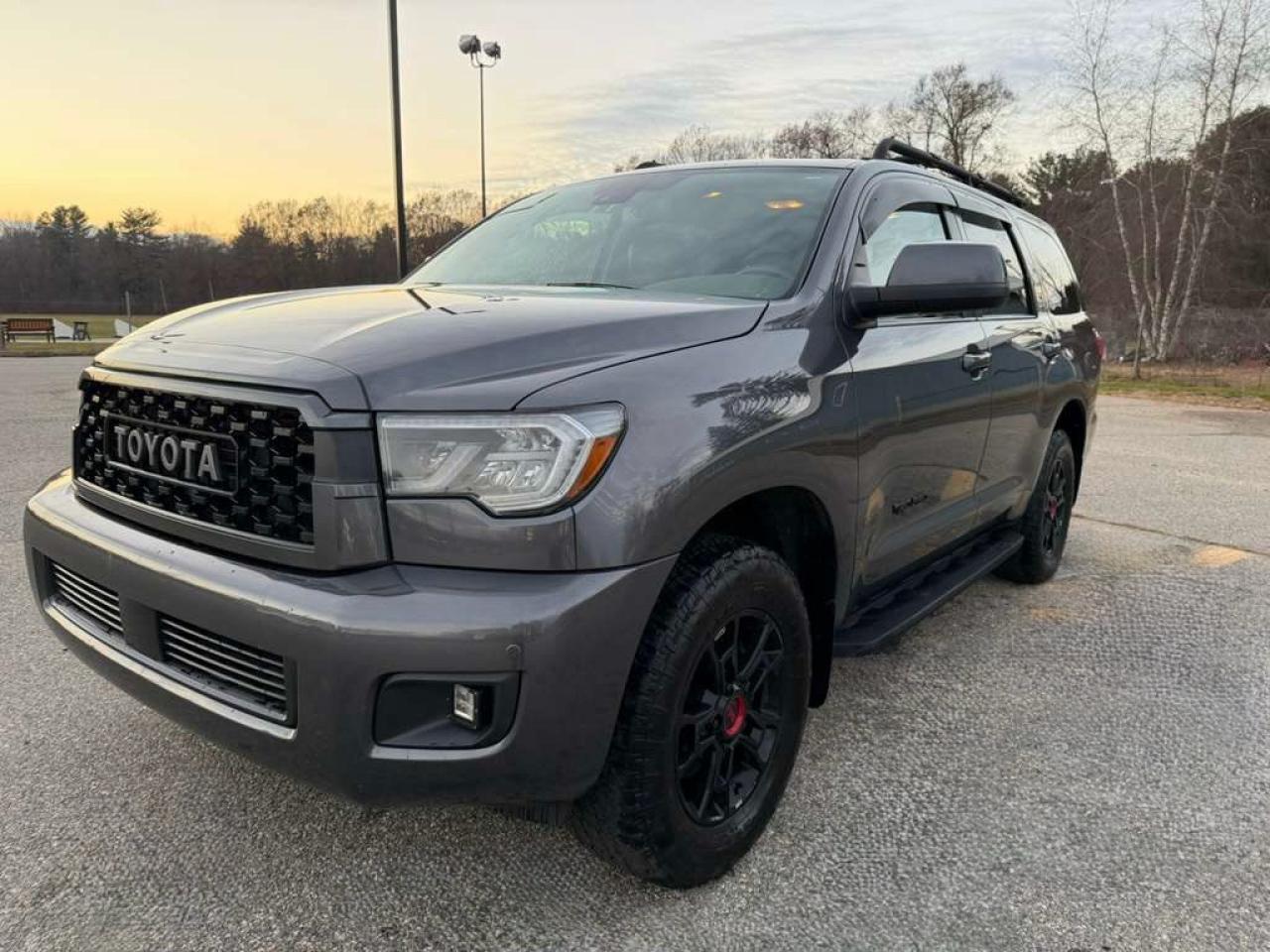 2021 Toyota Sequoia Trd Pro - Фото 2