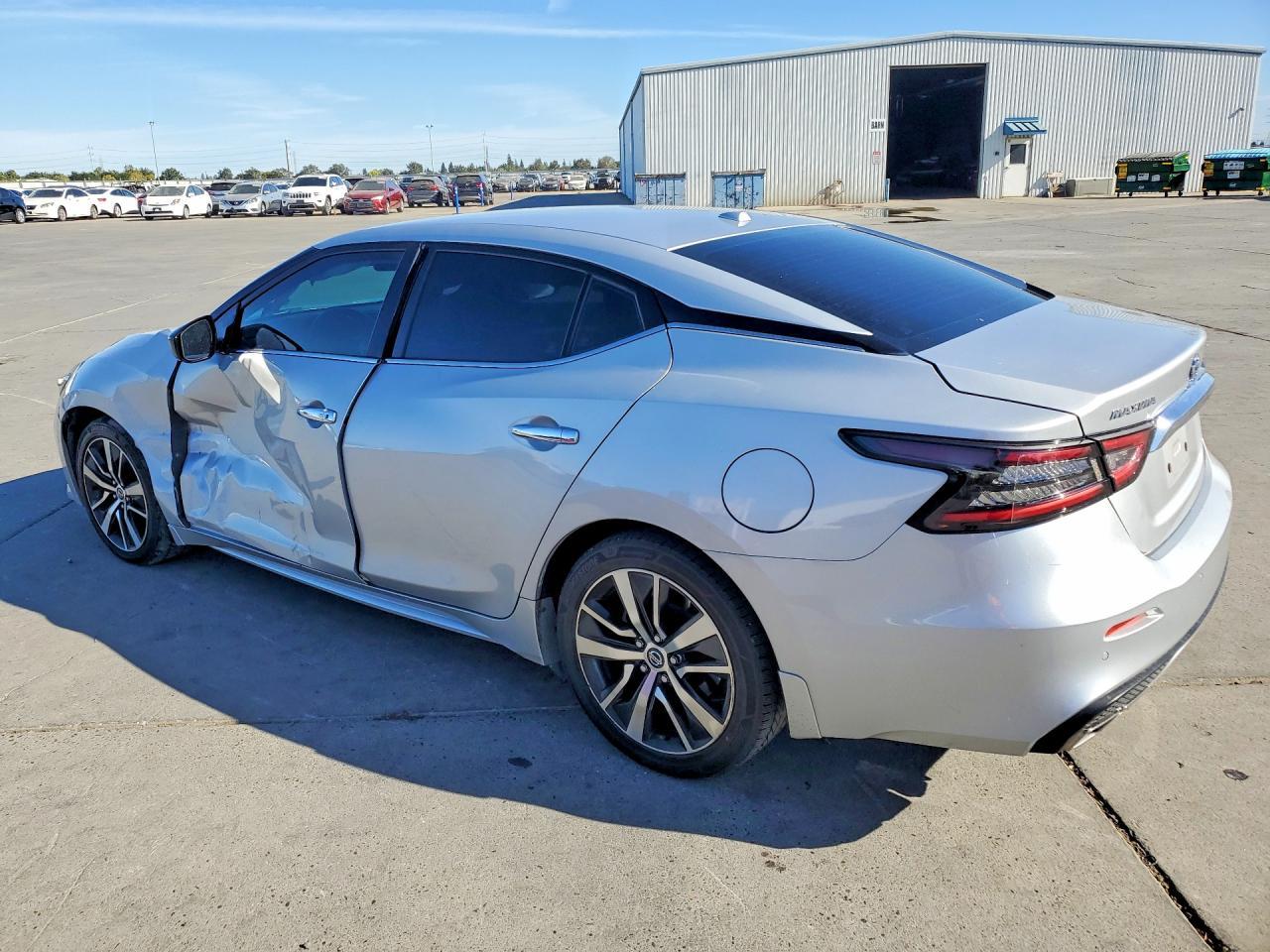 2020 Nissan Maxima S - Image 2
