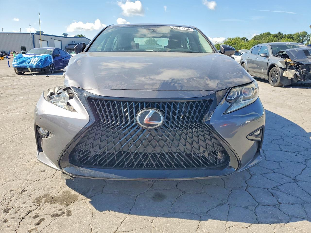 2017 Lexus Es 350 - Фото 5