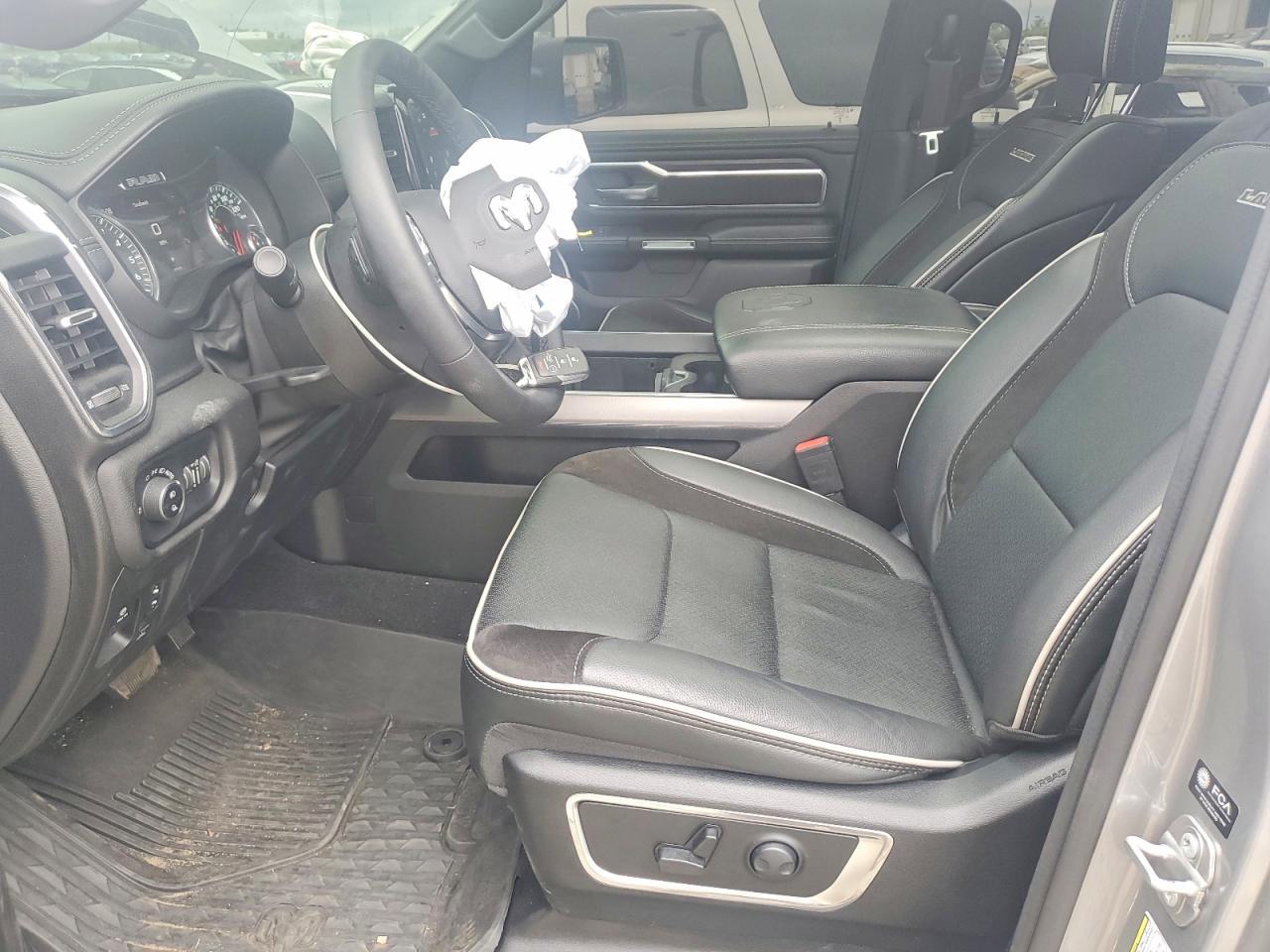 2025 Ram 1500 Laramie - Фото 7