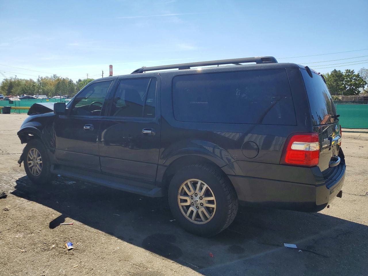 2013 Ford Expedition El Xlt - Фото 2