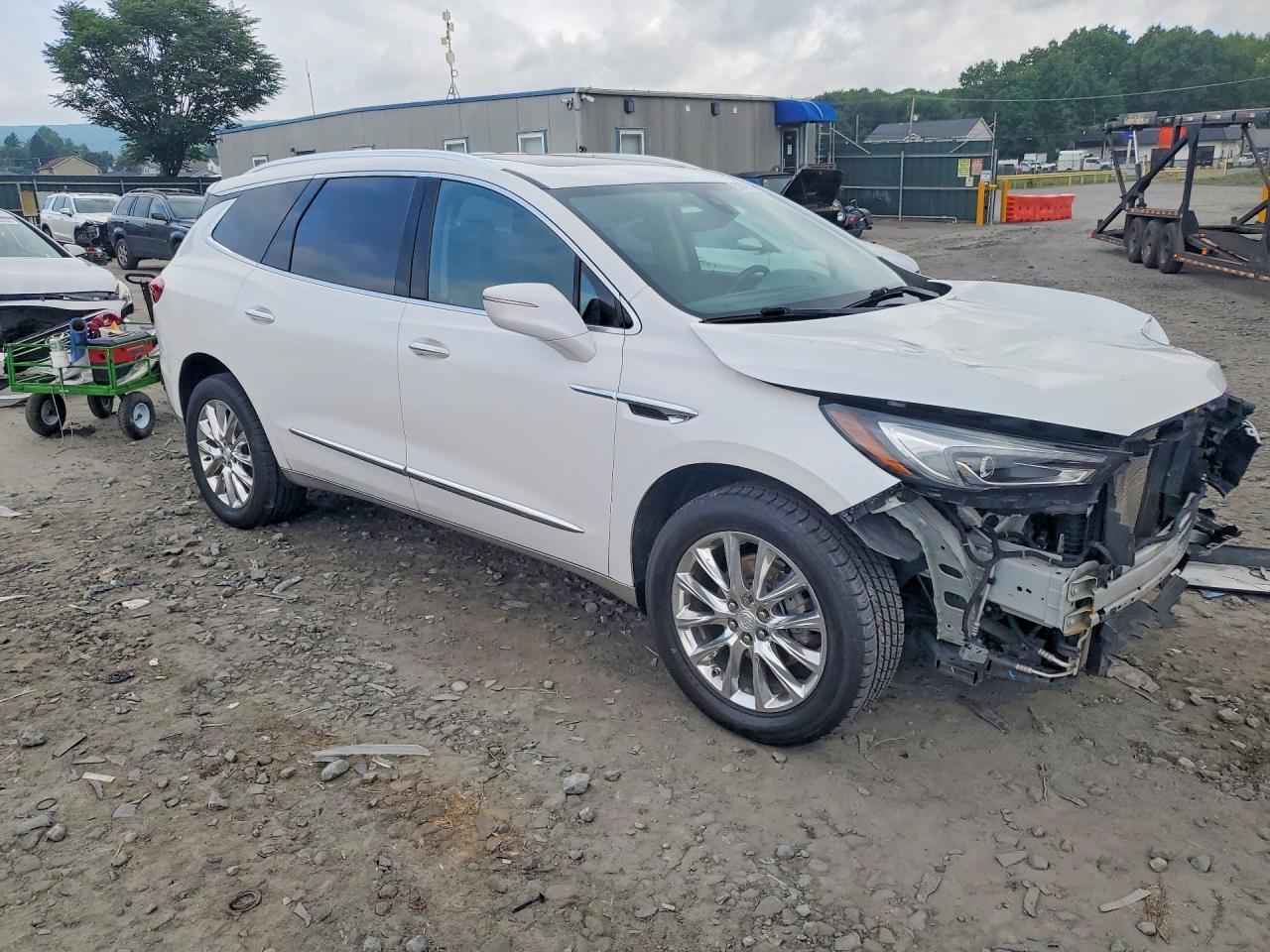2021 Buick Enclave Premium - Image 4