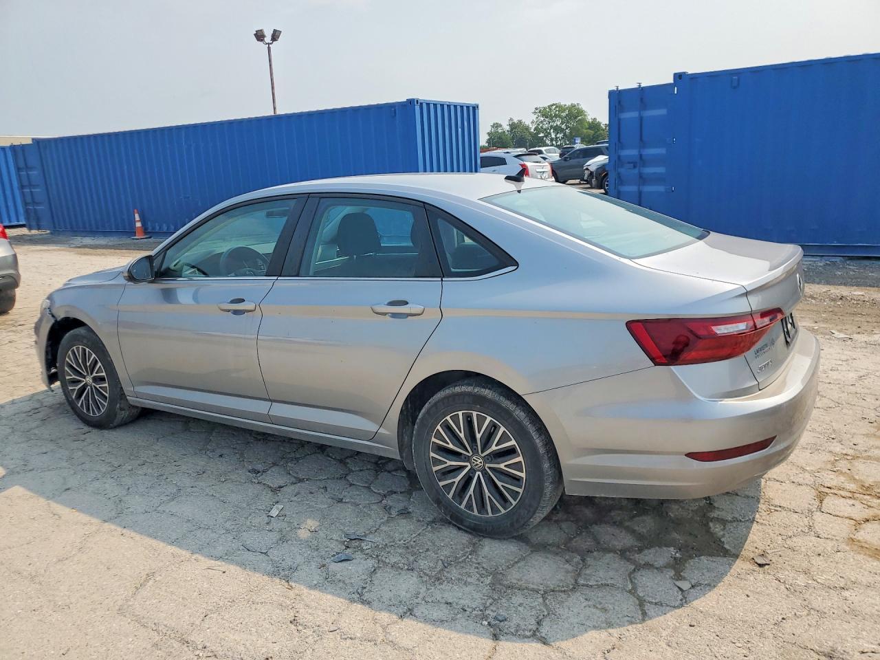 2021 Volkswagen Jetta S - Фото 2