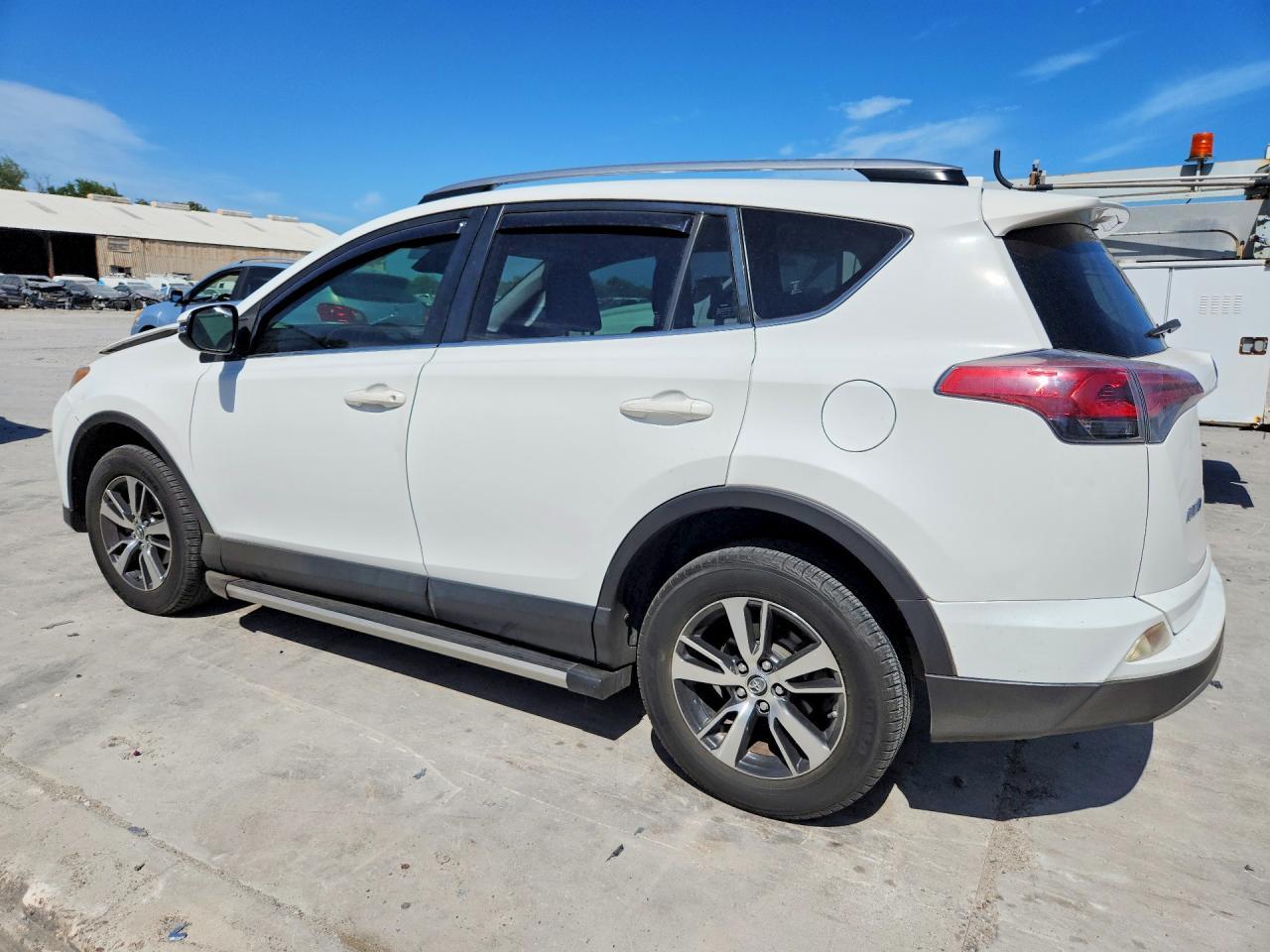 2018 Toyota Rav4 Xle - Фото 2