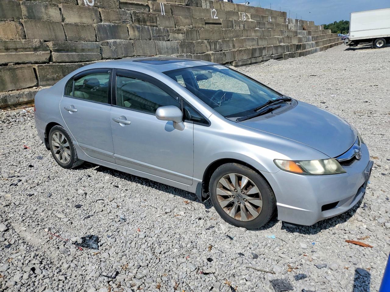 2010 Honda Civic Ex - Фото 4