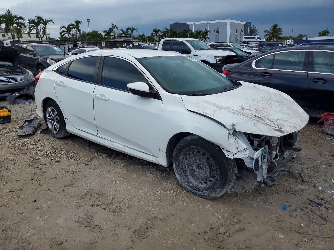 2017 Honda Civic Lx - Image 4