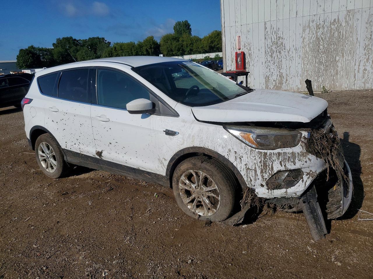 2017 Ford Escape Se - Фото 4