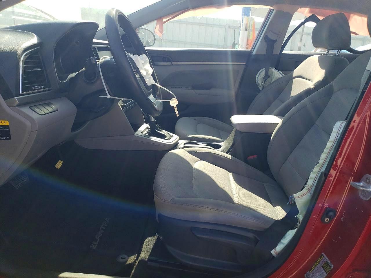 2017 Hyundai Elantra Se - Фото 7