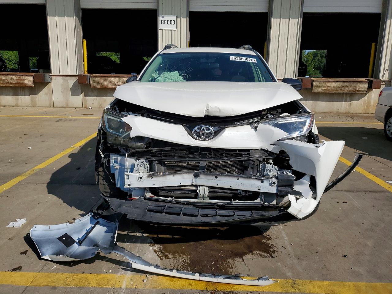 2016 Toyota Rav4 Le - Фото 5