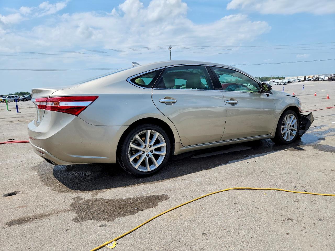2015 Toyota Avalon Limited - Фото 3
