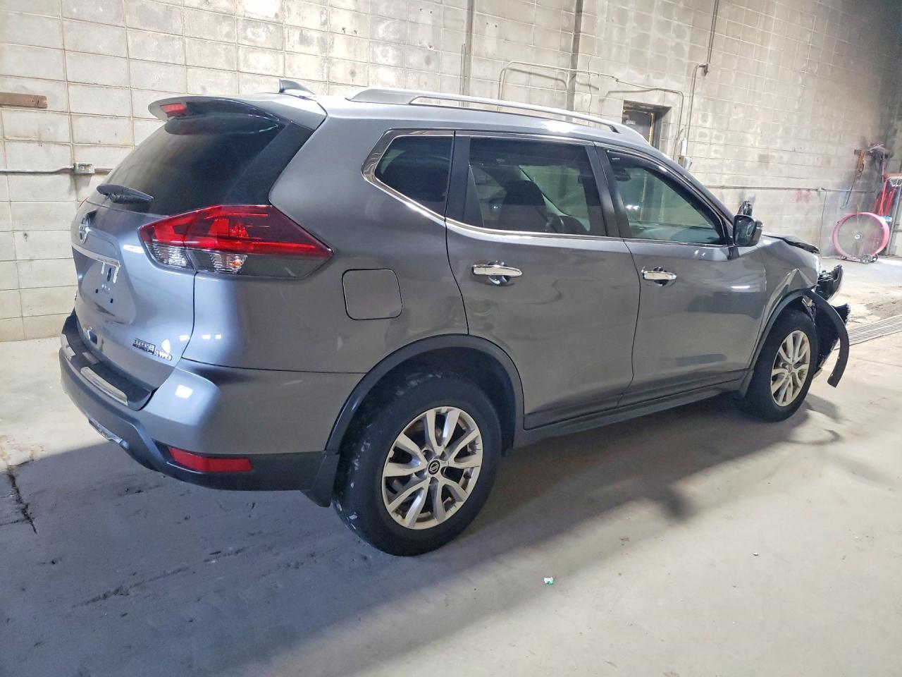 2019 Nissan Rogue S - Фото 3