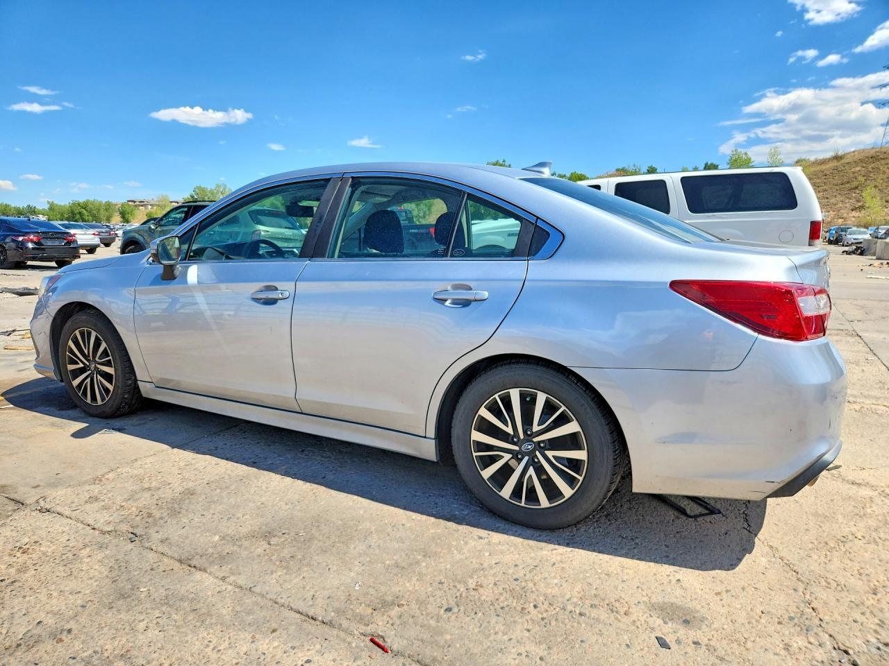 2018 Subaru Legacy 2.5I Premium - Image 2