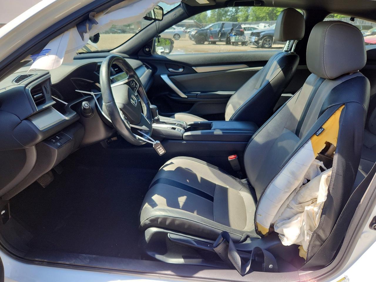 2016 Honda Civic Touring - Фото 7