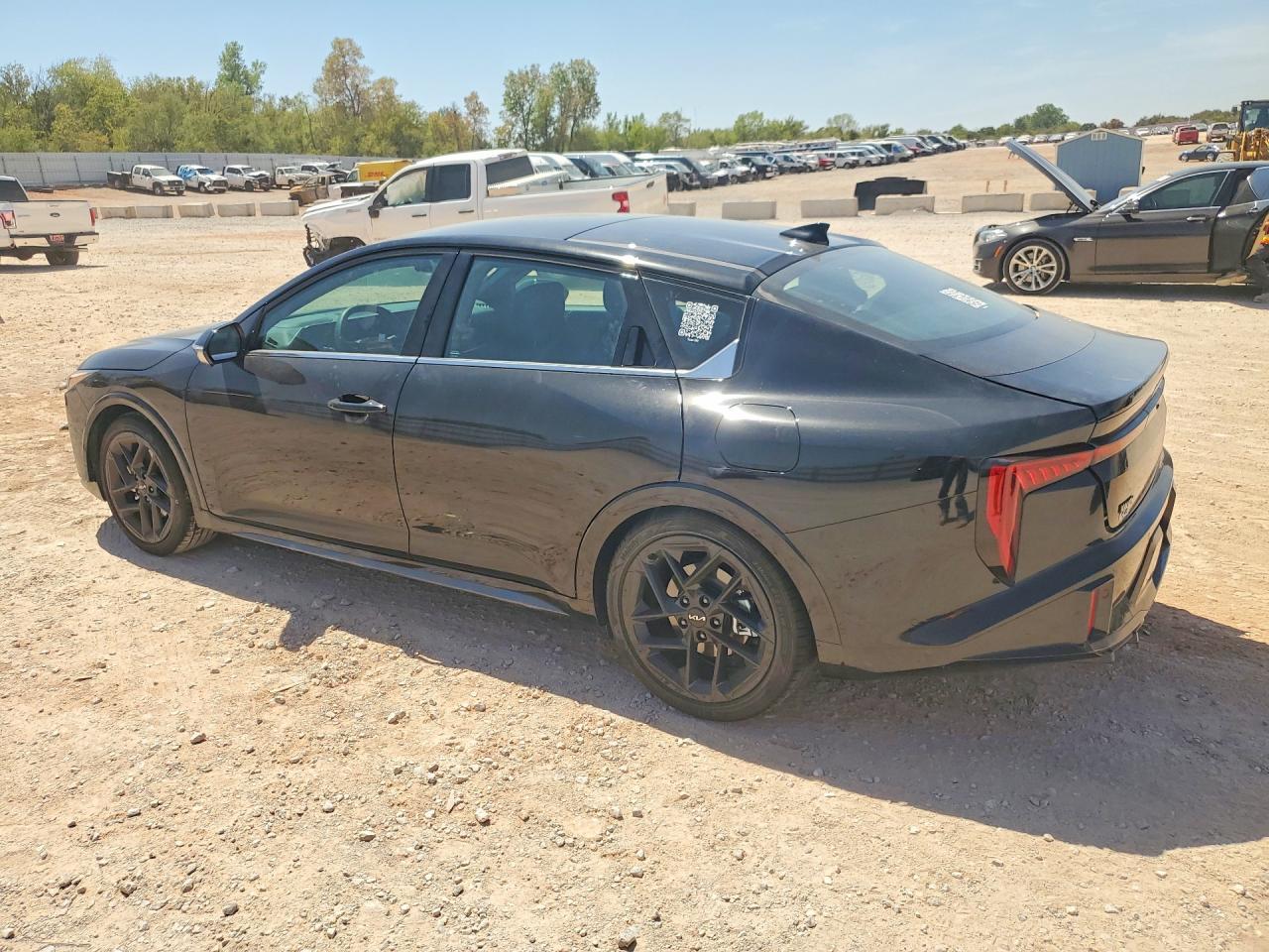 2025 Kia K4 Gt-Line Turbo - Image 2