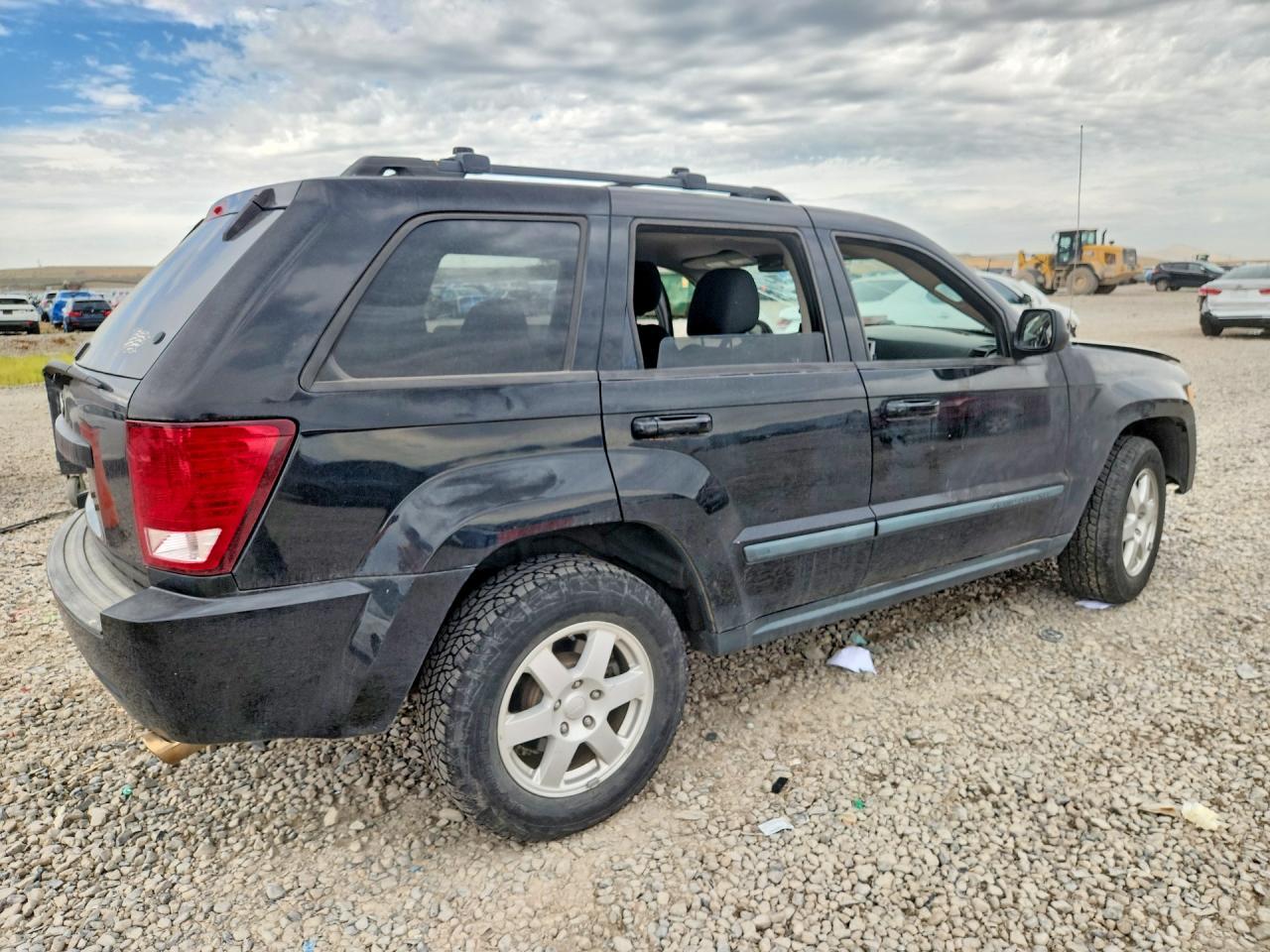 2008 Jeep Grand Cherokee Laredo - Image 3