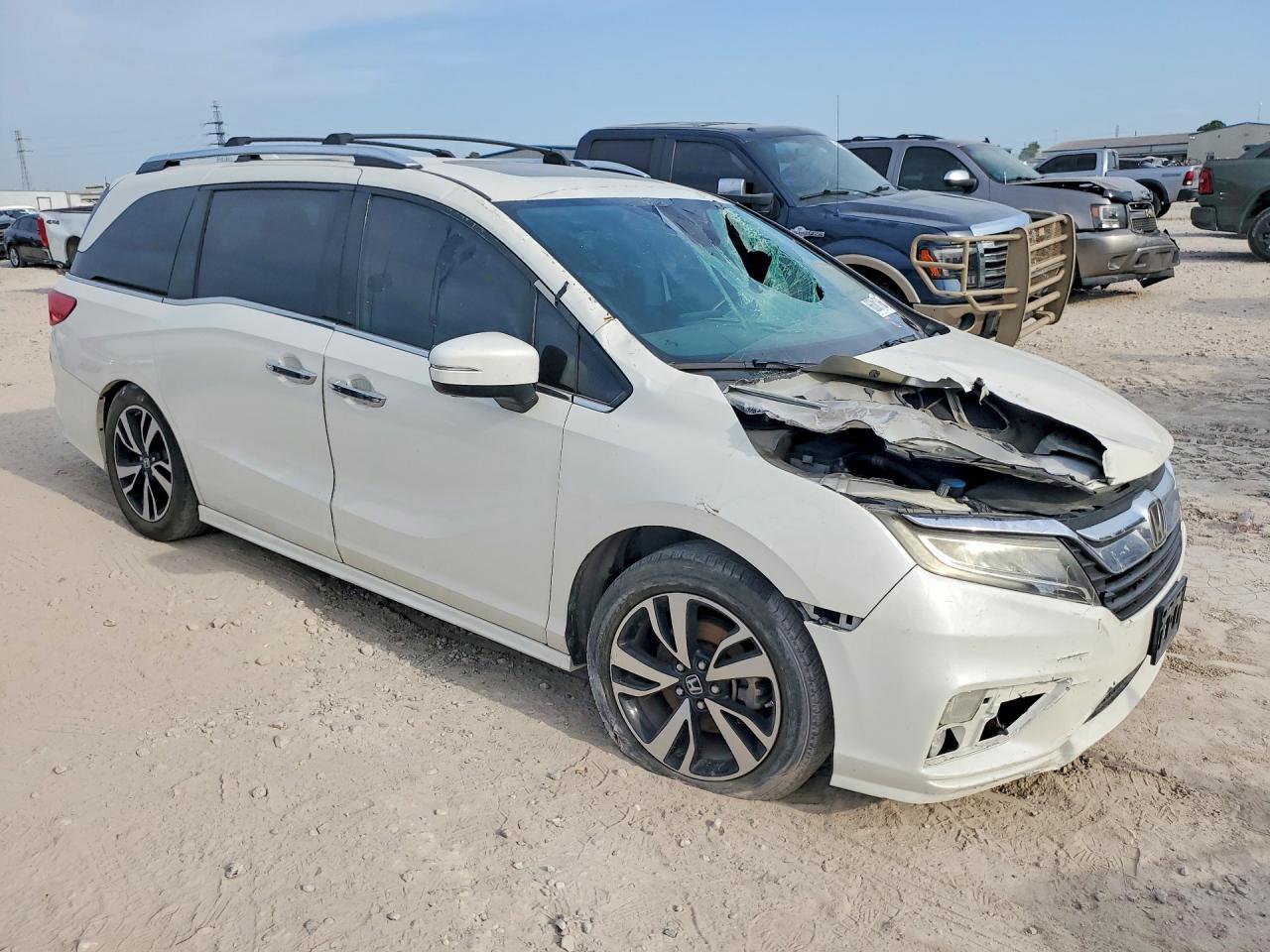 2018 Honda Odyssey Elite - Фото 4