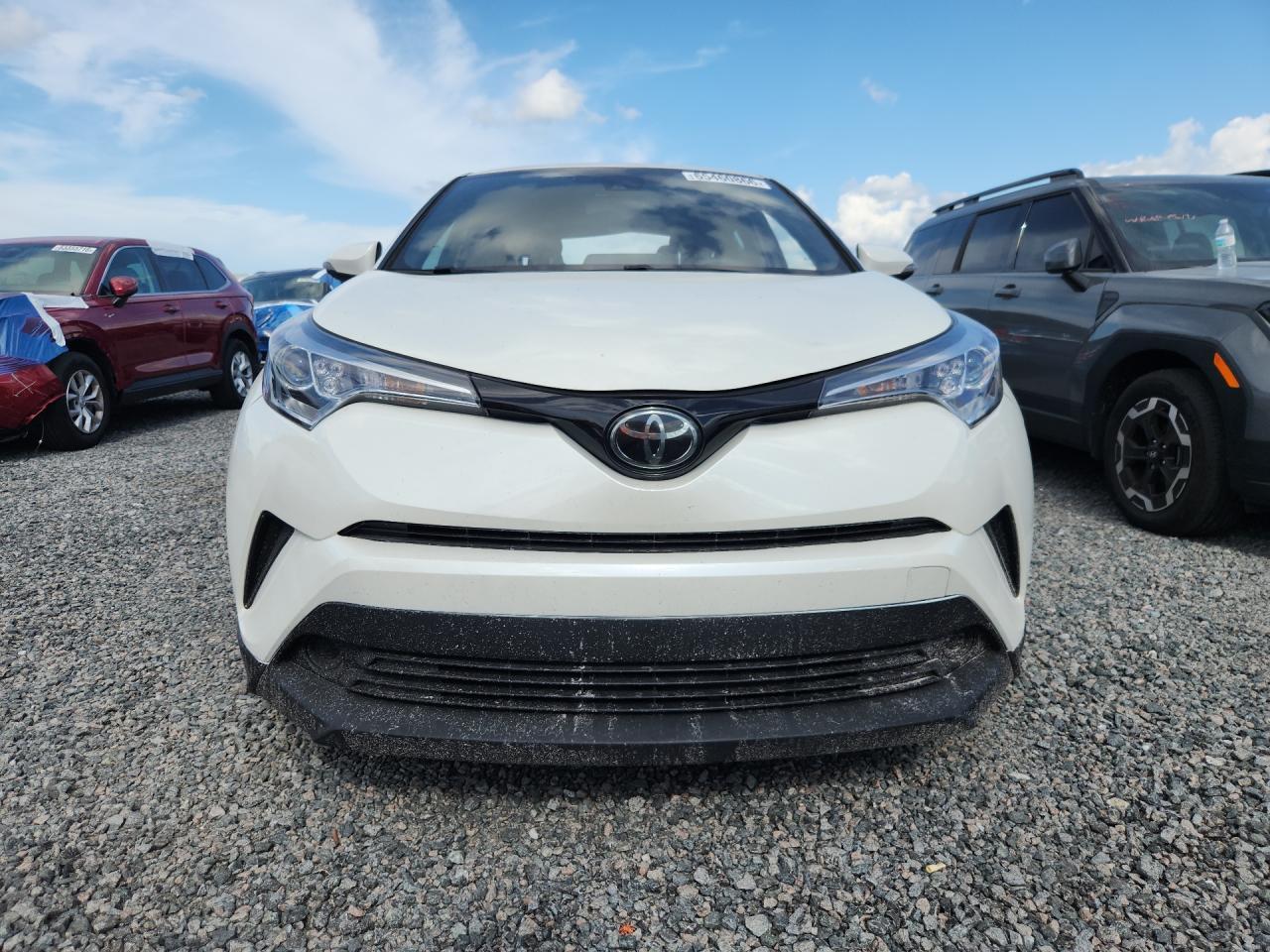 2019 Toyota C-Hr Le - Фото 5