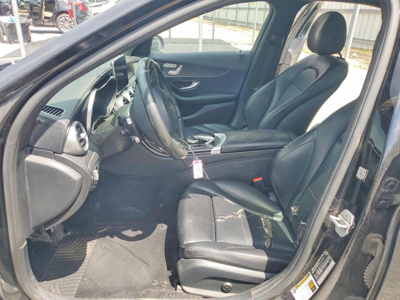 2016 Mercedes-Benz C 300 4Matic - Image 7