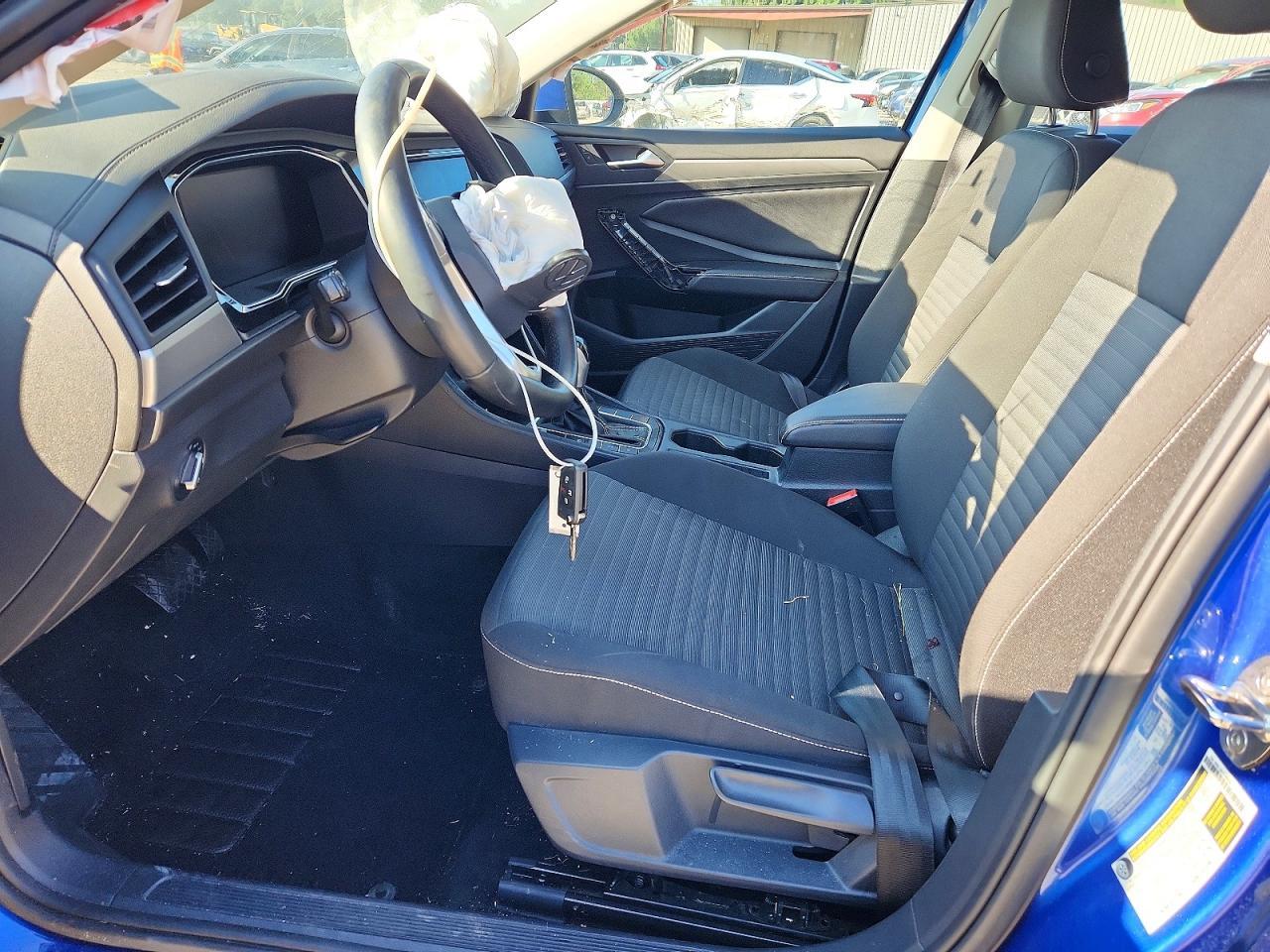 2022 Volkswagen Jetta S - Фото 7