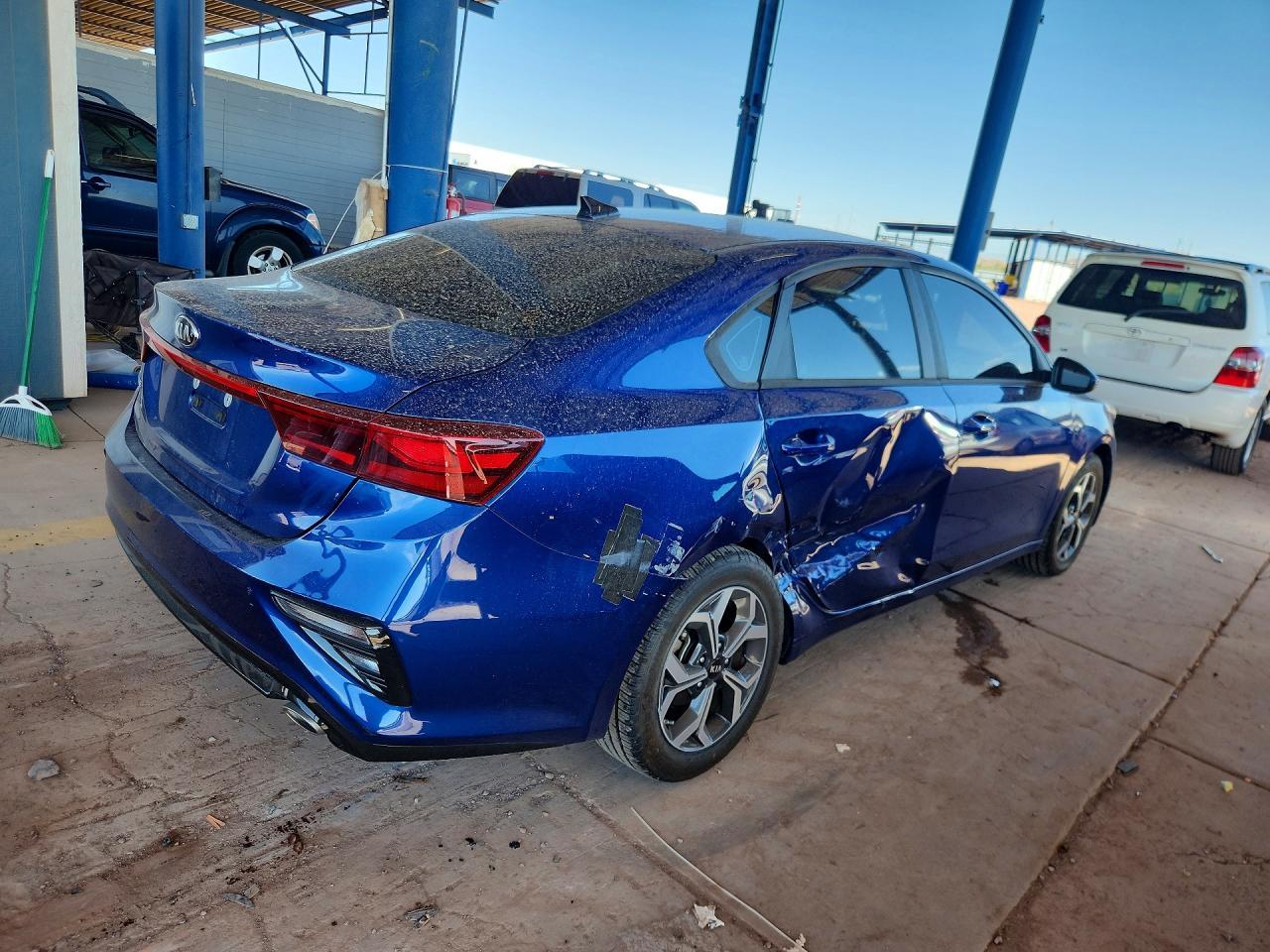 2020 Kia Forte Lxs - Фото 3