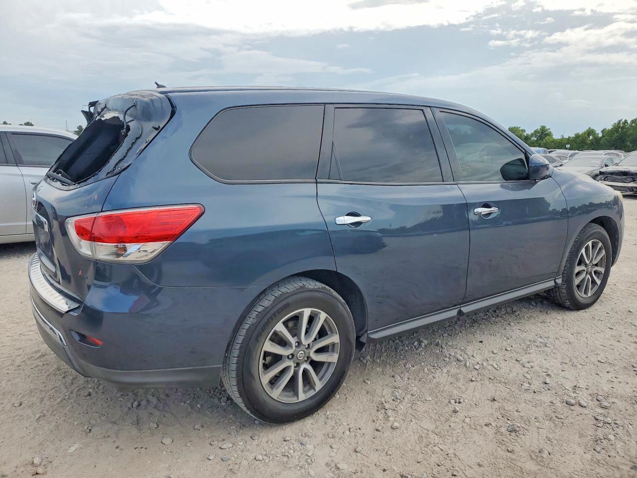 2014 Nissan Pathfinder S - Фото 3