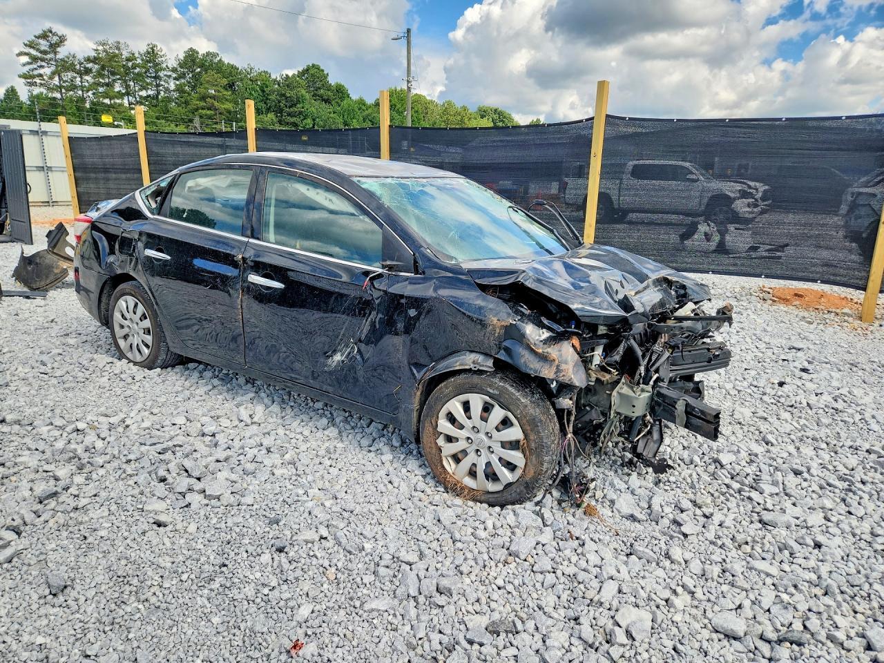 2015 Nissan Sentra S - Фото 4