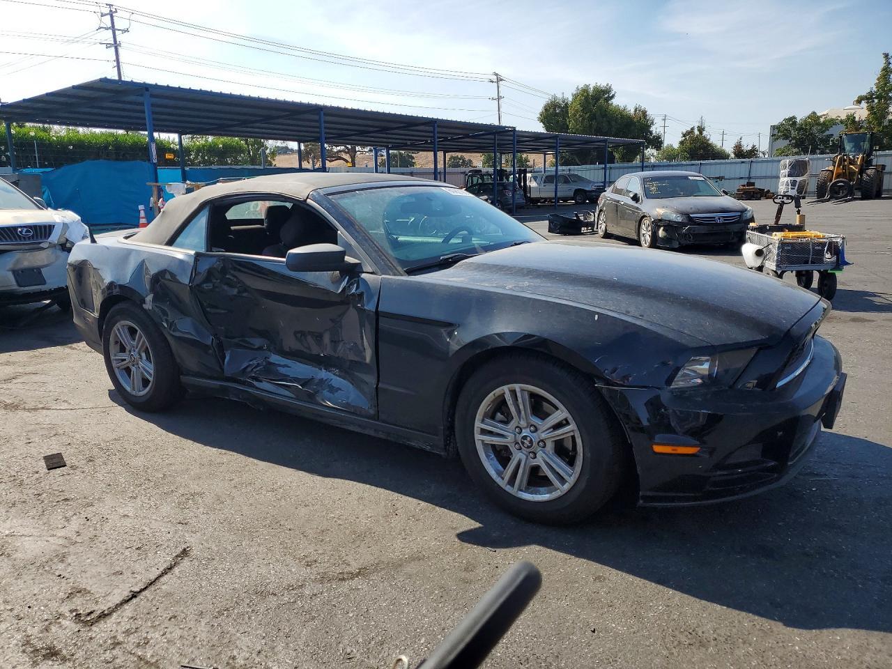 2014 Ford Mustang - Фото 4