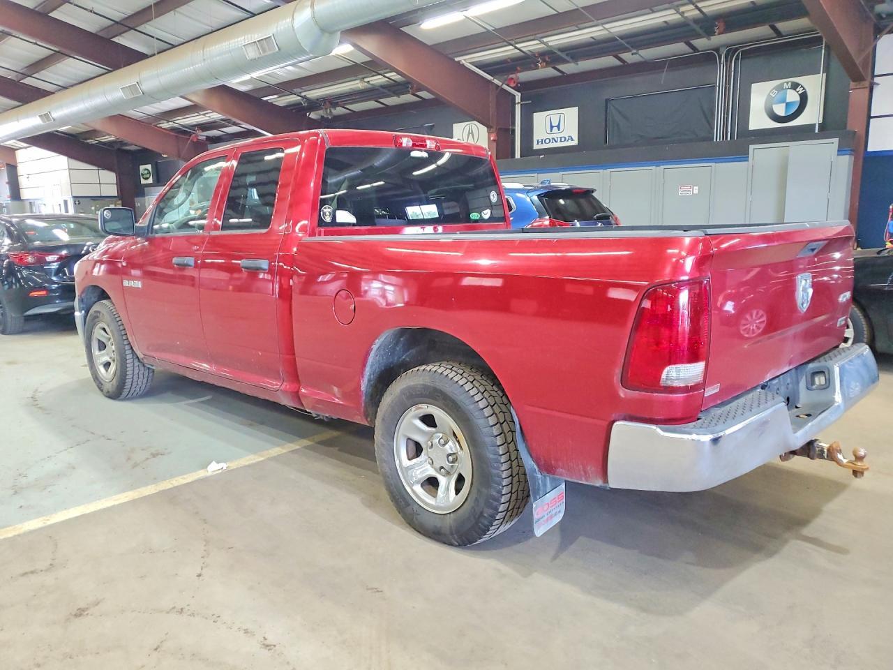 2010 Dodge Ram 1500 - Фото 2