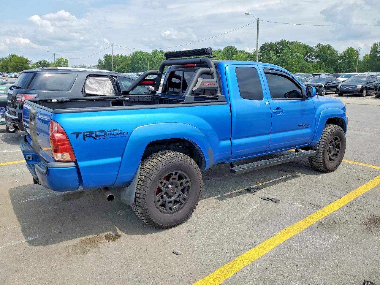 2005 Toyota Tacoma Prerunner Access Cab - Image 3