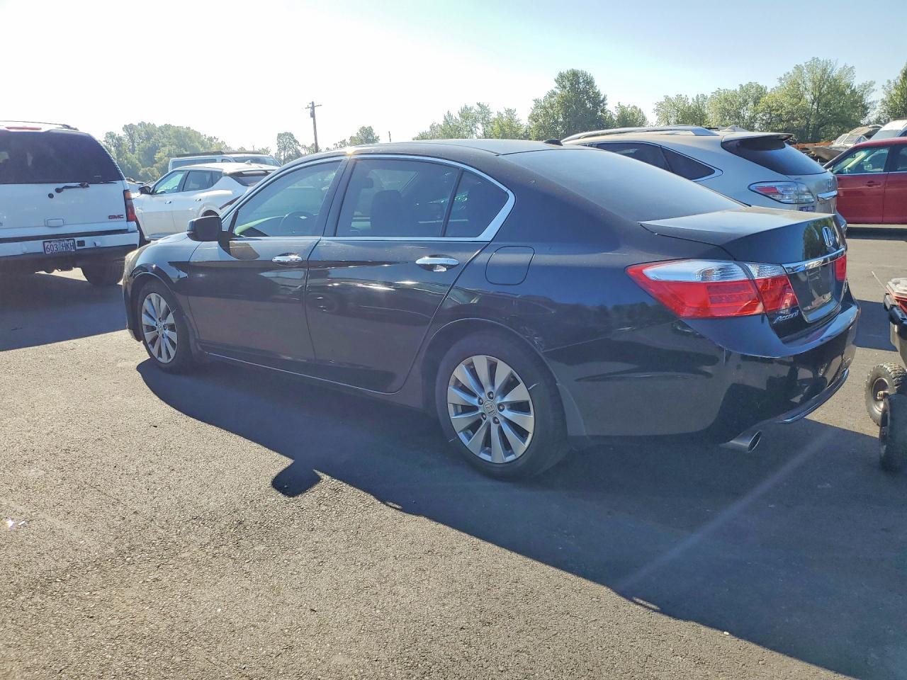 2015 Honda Accord Touring - Фото 2