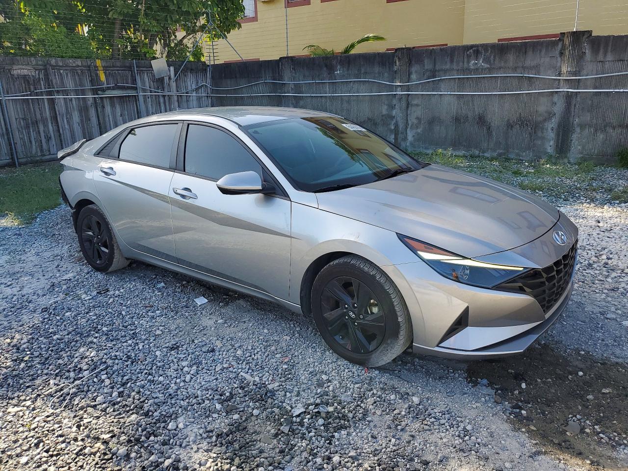 2022 Hyundai Elantra Sel - Image 4