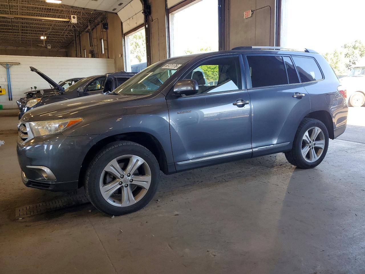 2013 Toyota Highlander Limited
