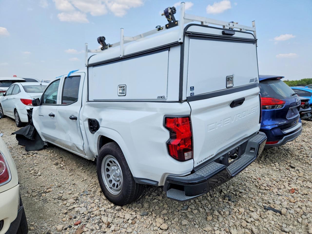 2026 Chevrolet Colorado - Image 2