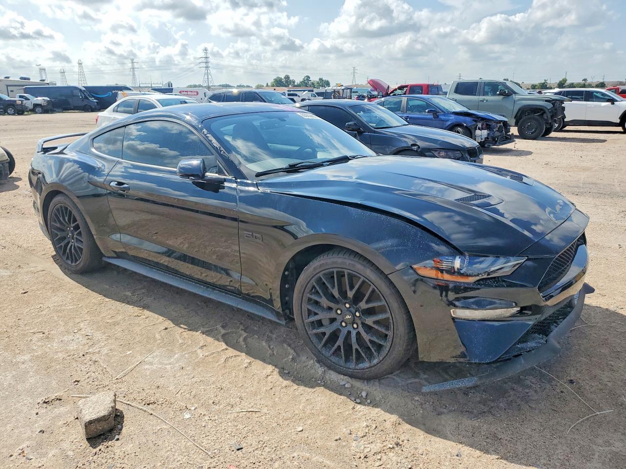 2022 Ford Mustang Gt - Image 4