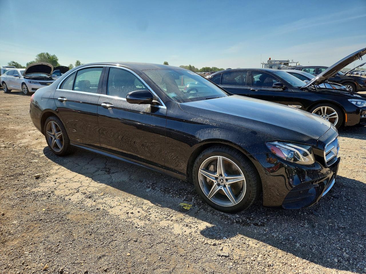 2019 Mercedes-Benz E 300 4Matic - Image 4