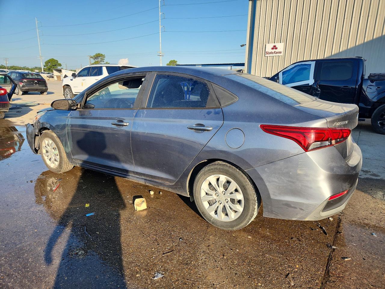 2019 Hyundai Accent Se - Фото 2
