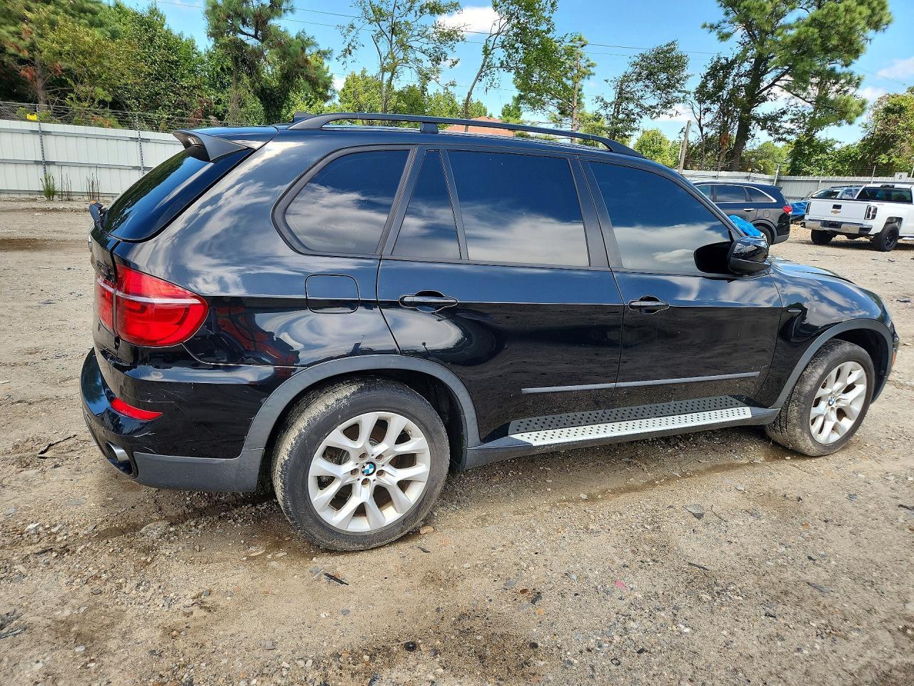 2013 BMW X5 xDrive35I - Фото 3