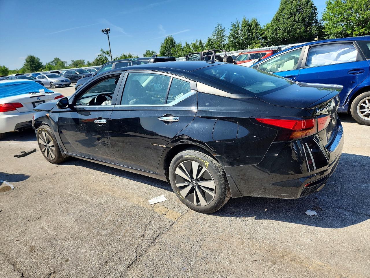 2022 Nissan Altima Sv - Image 2