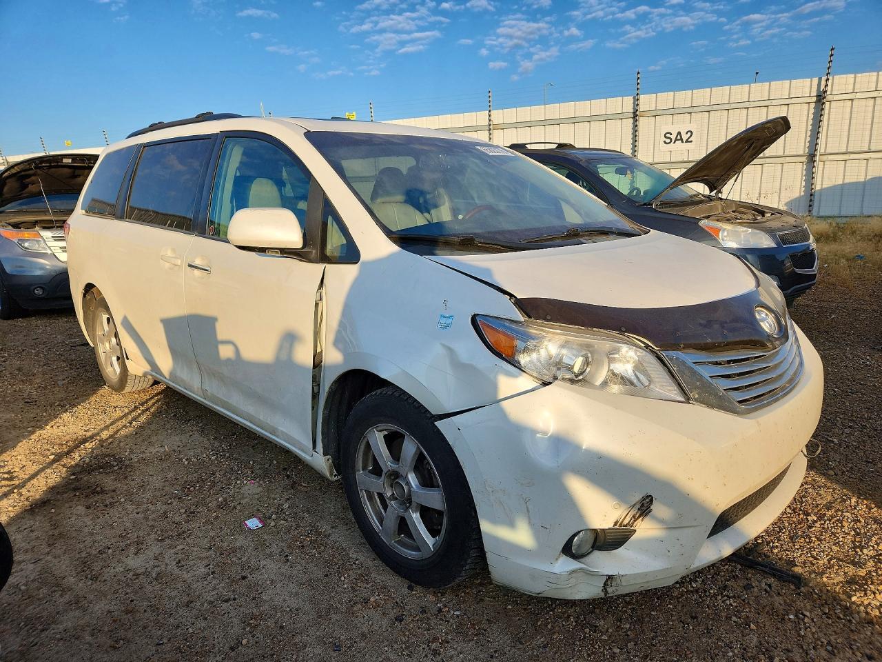 2011 Toyota Sienna Limited - Фото 4