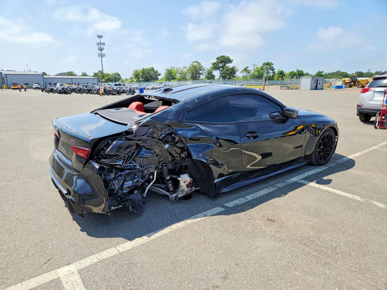 2026 BMW M4 Competition - Фото 3