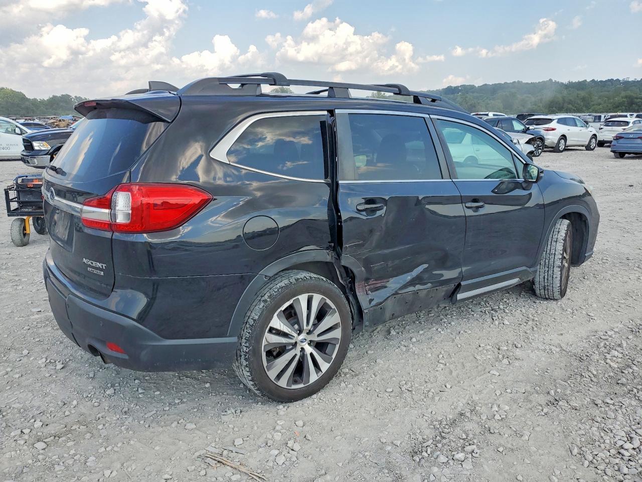 2019 Subaru Ascent Limited - Image 3