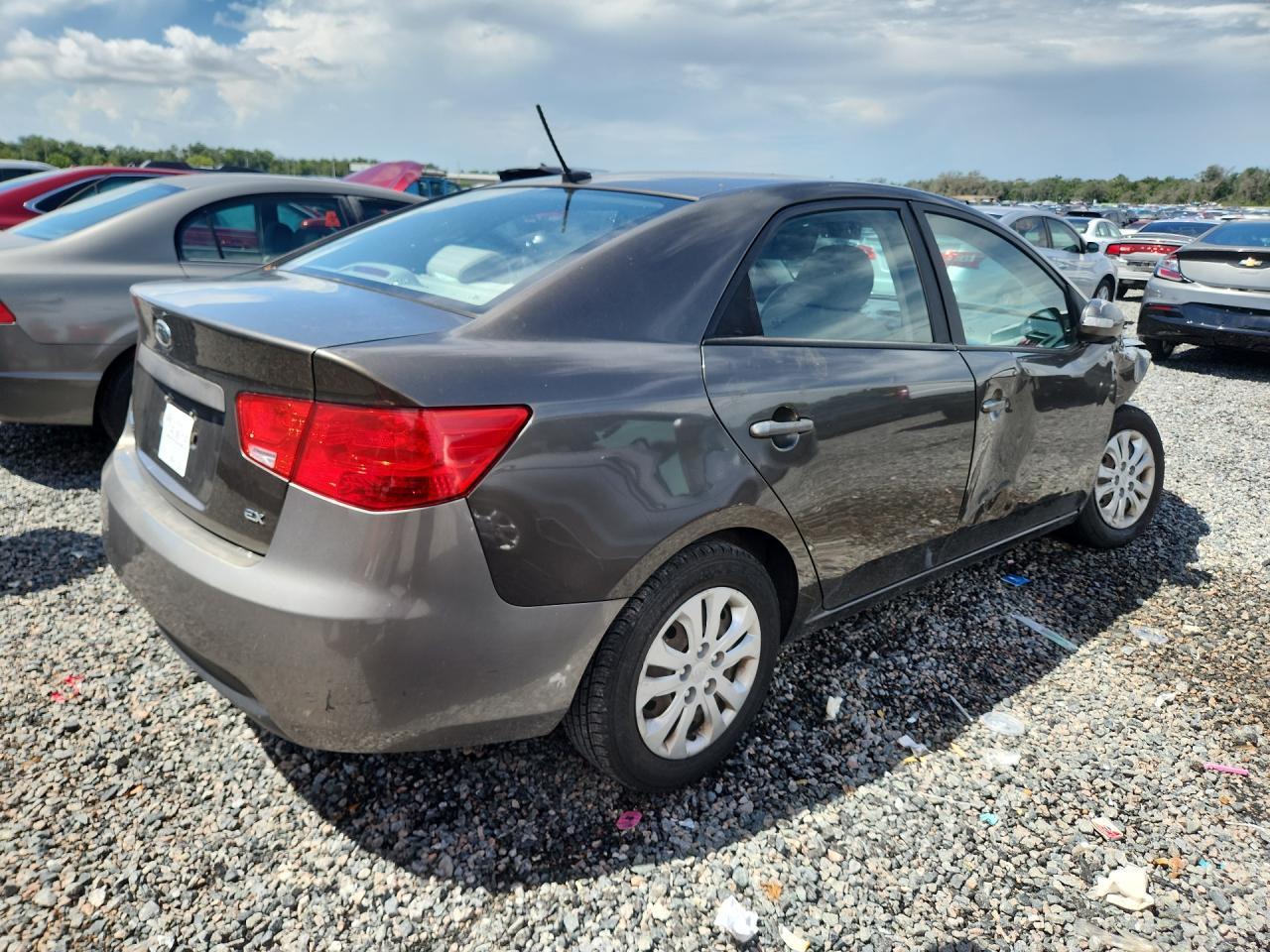 2010 Kia Forte Ex - Image 3