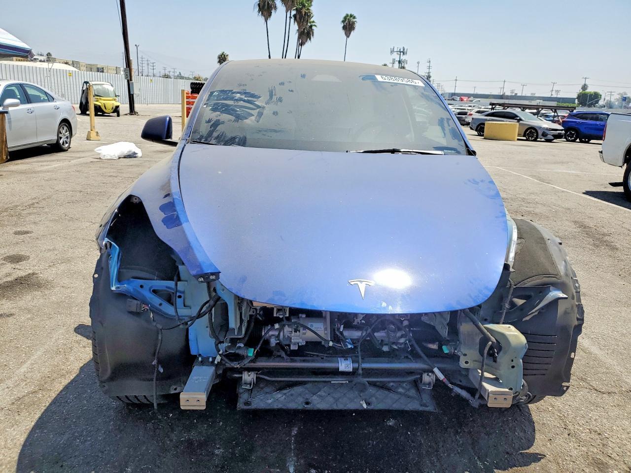 2023 Tesla Model Y - Image 5