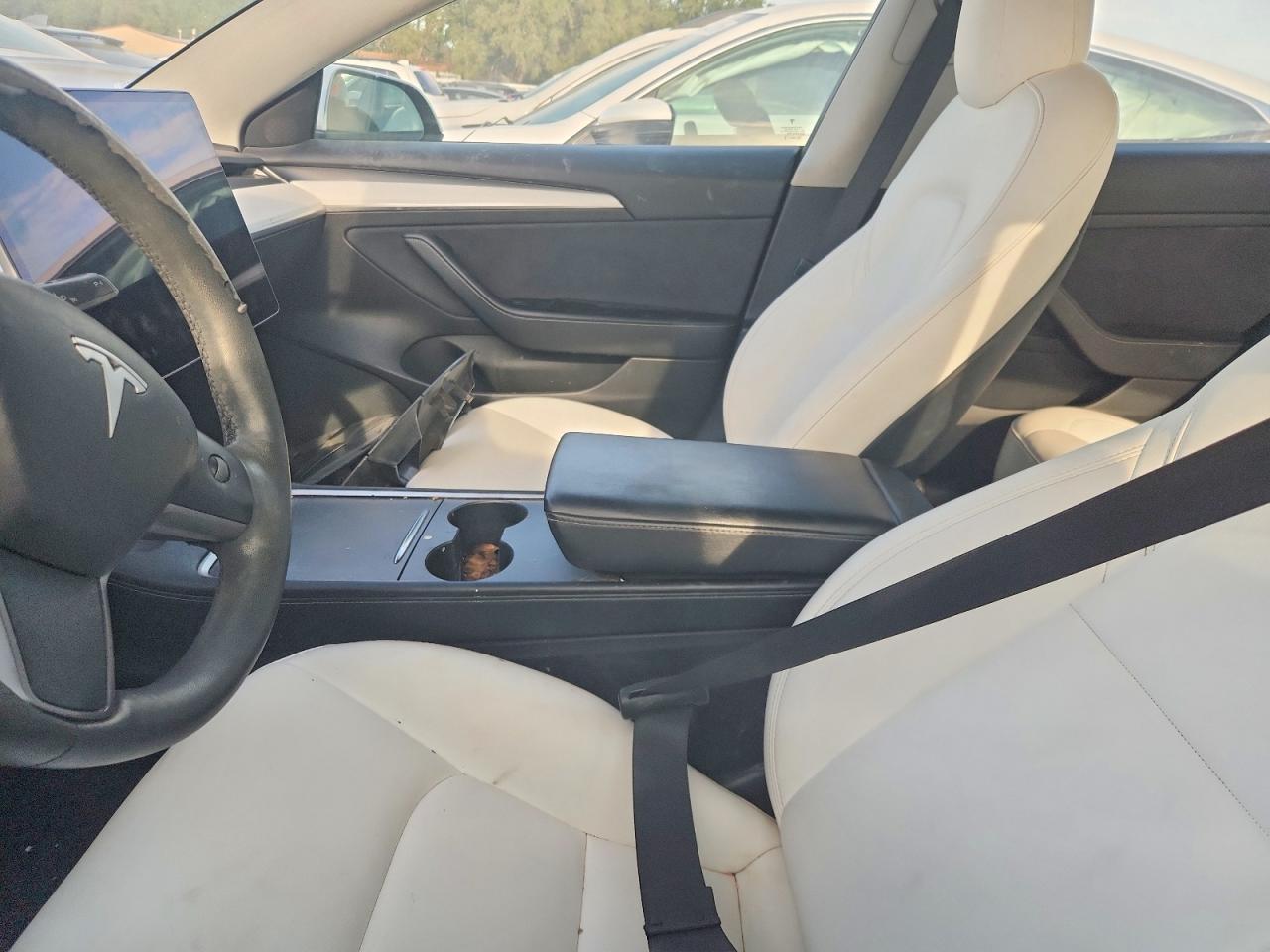 2021 Tesla Model 3 - Image 7