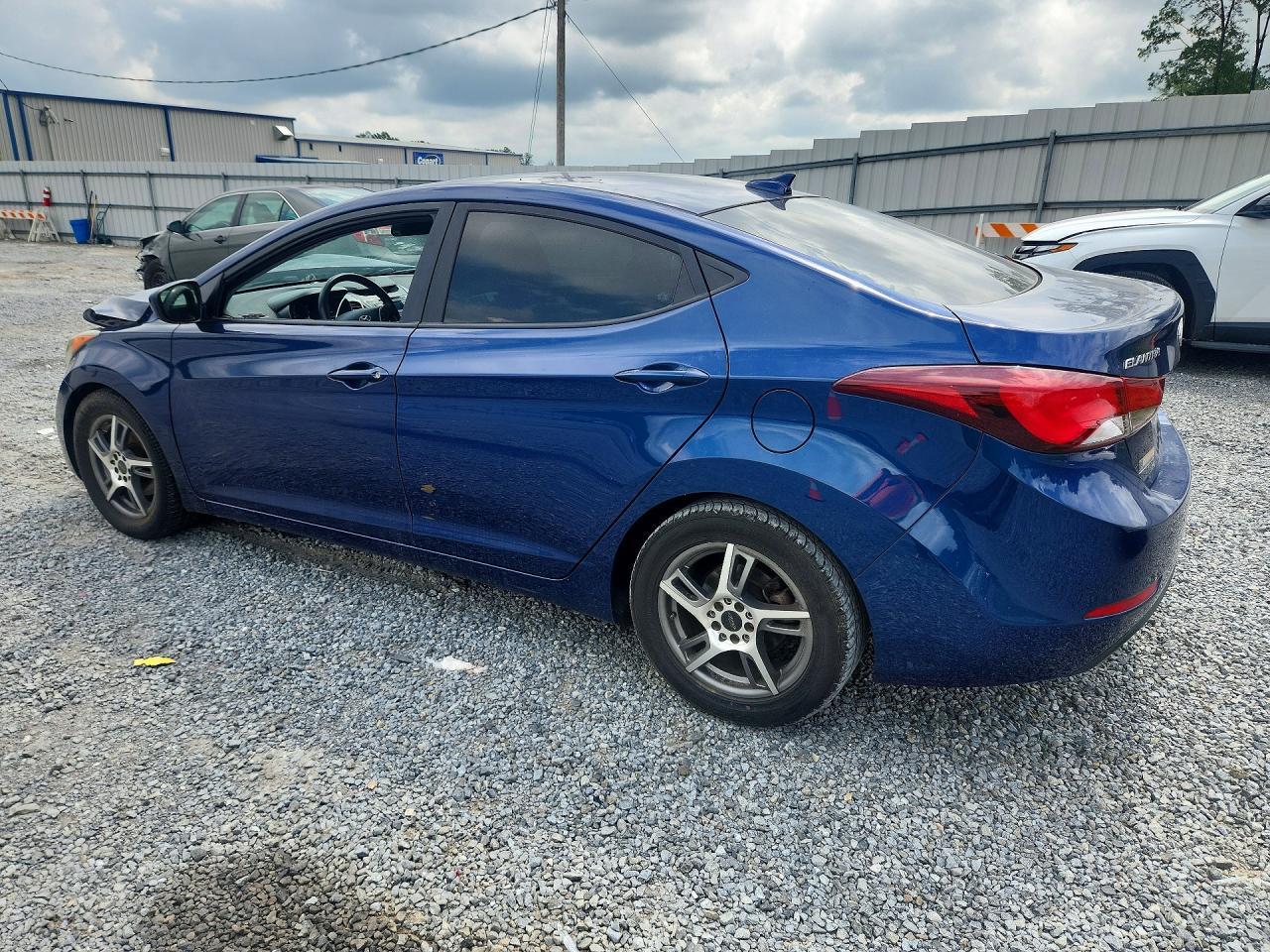 2016 Hyundai Elantra Se - Фото 2