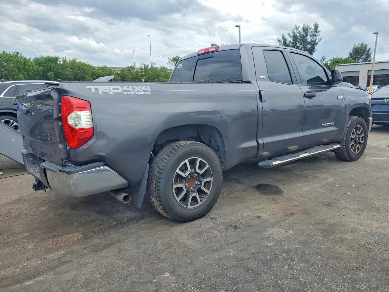 2020 Toyota Tundra Sr5 - Фото 3