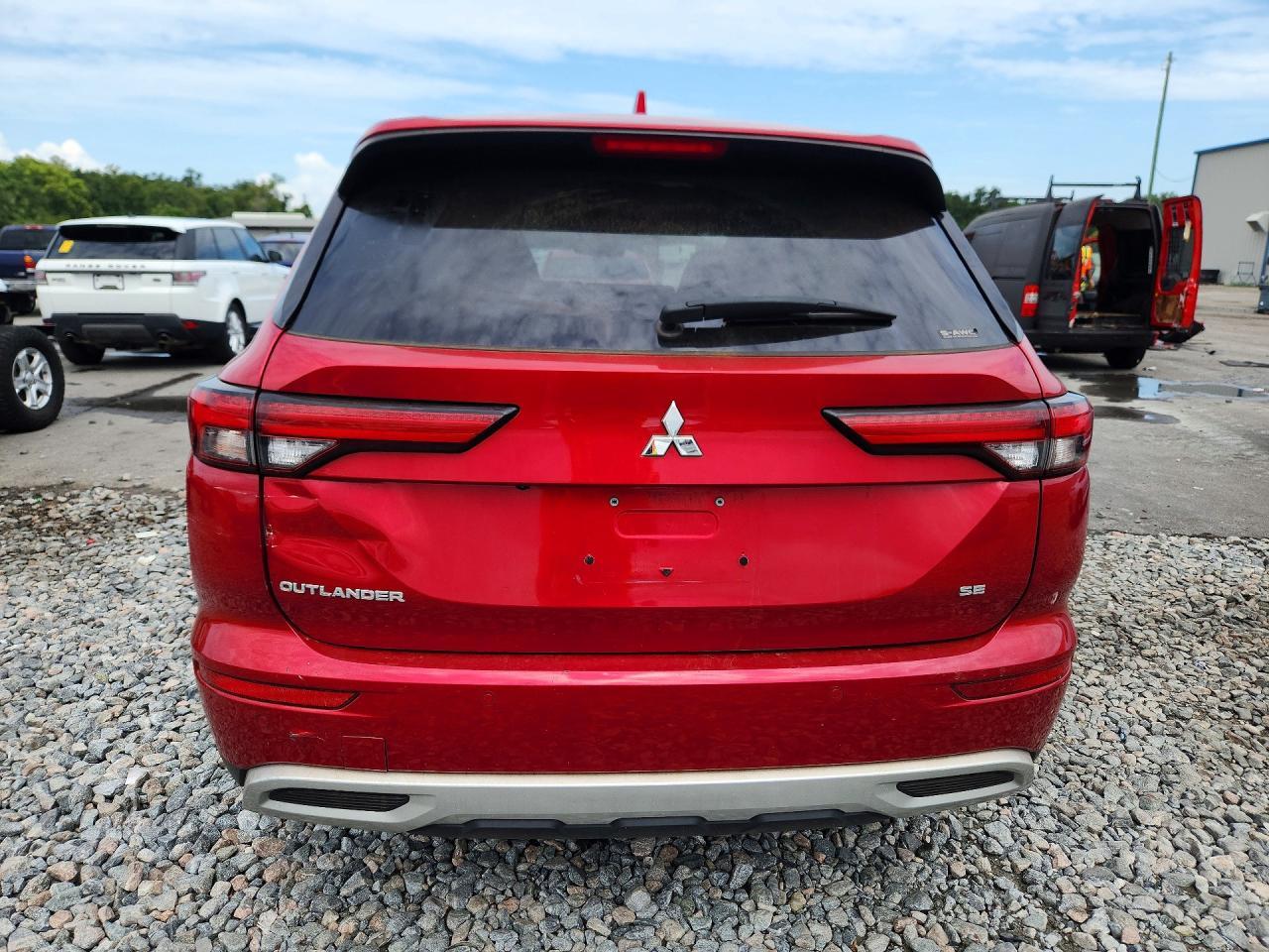 2022 Mitsubishi Outlander Se - Image 6