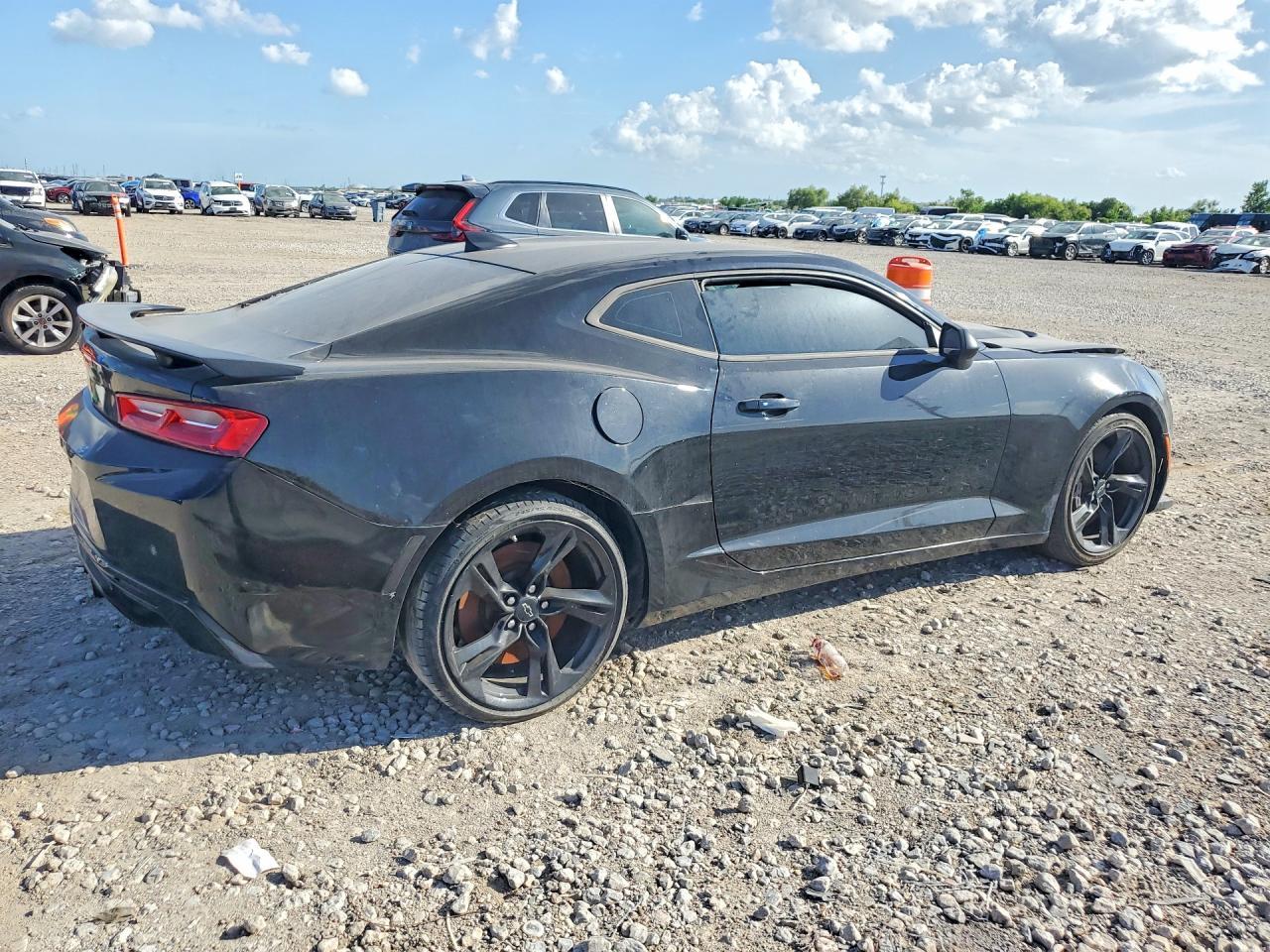2016 Chevrolet Camaro Ss - Image 3